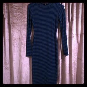 Midi dress - Blue w black stripes